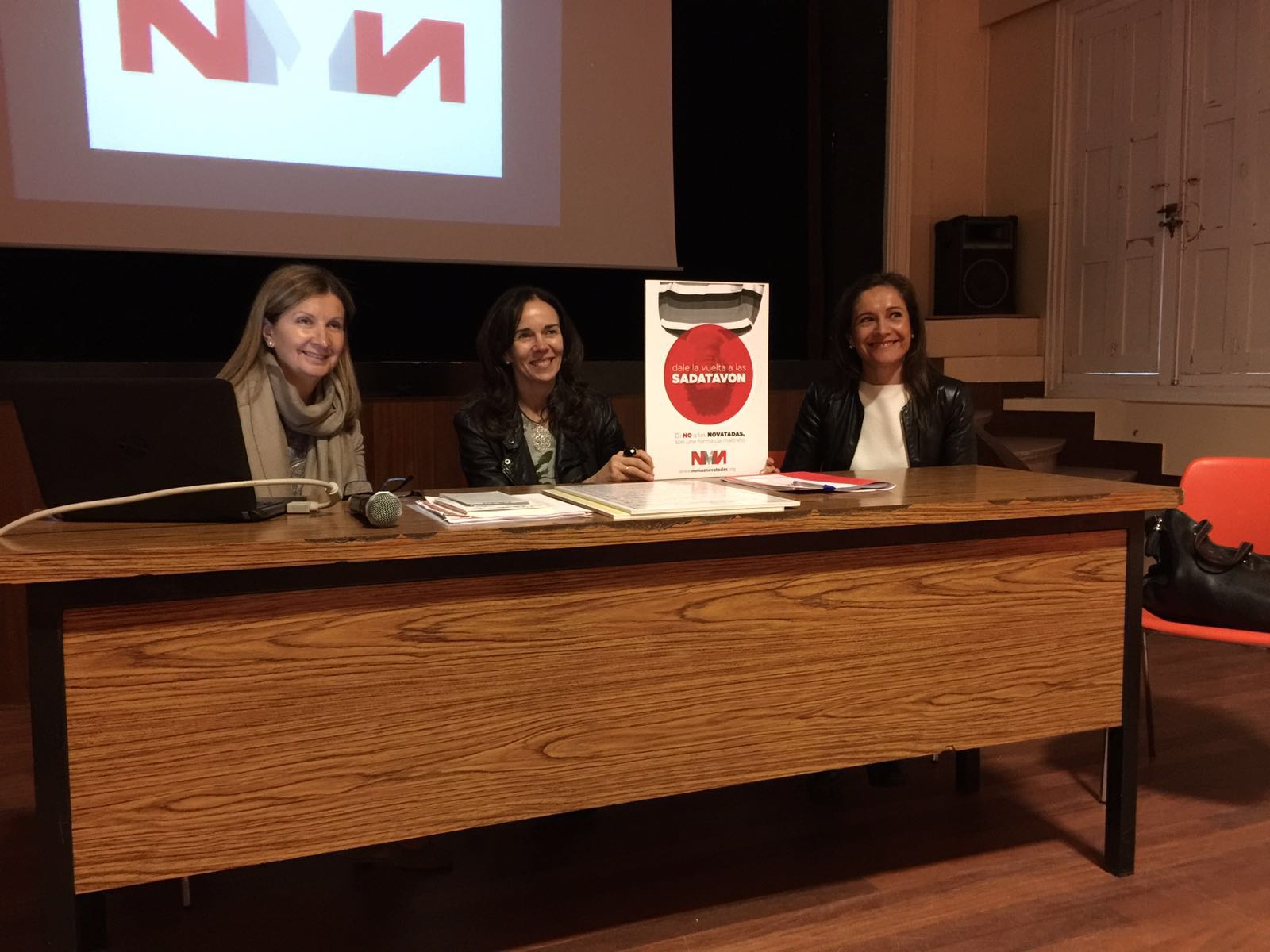 Charla Novatadas